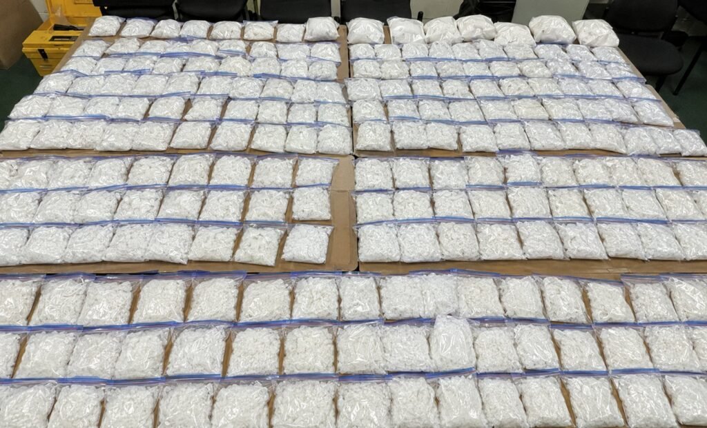 Methamphetamin Zoll Kontrolle – sichergestellte Crystal-Meth-Sendung beim Hauptzollamt